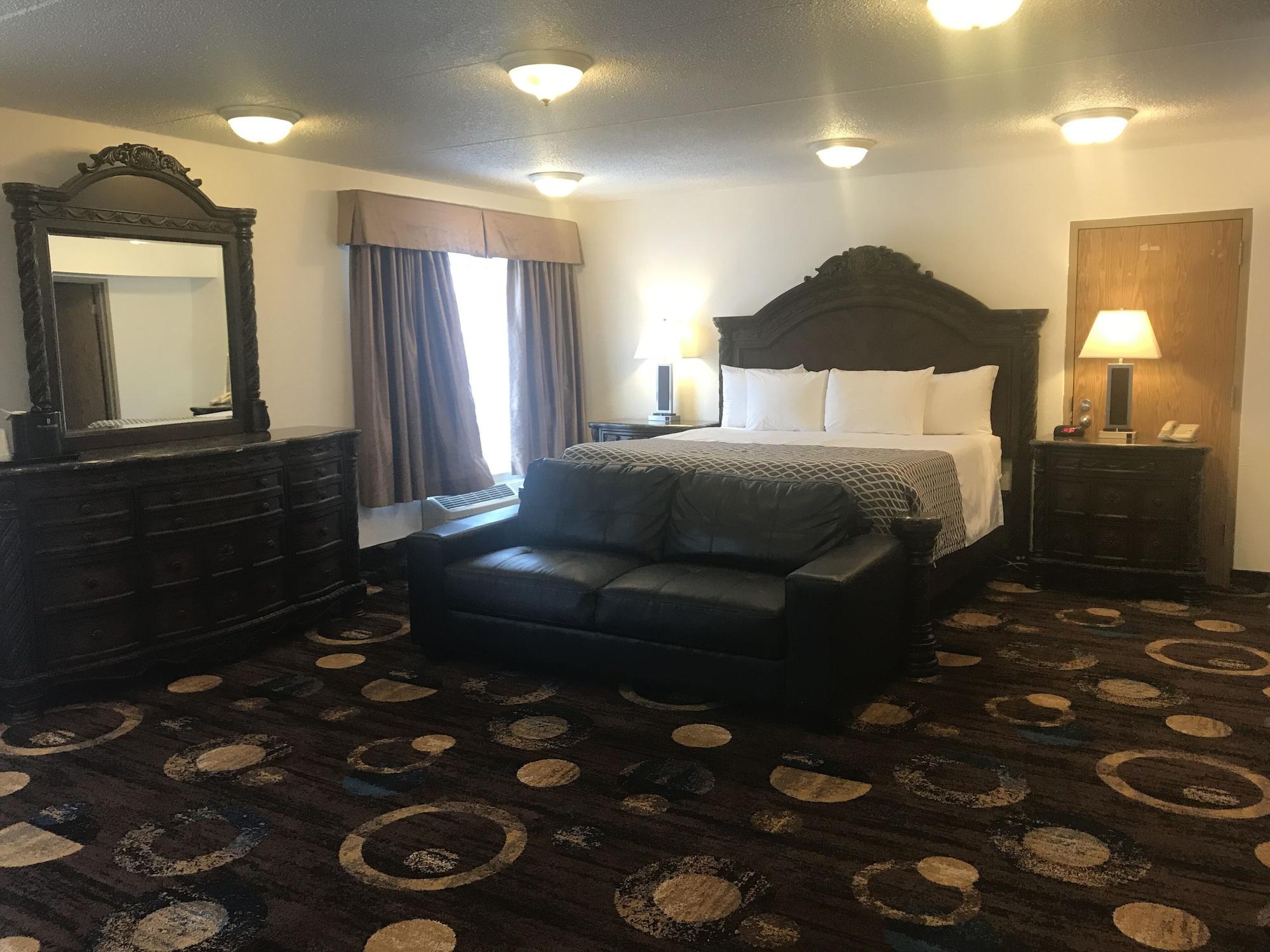 Stonebridge Hotel Форт Мак-Муррей Экстерьер фото